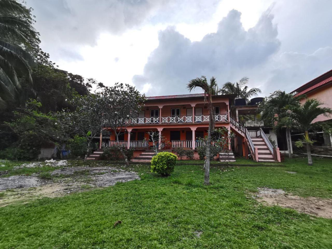 Matahari Long Beach Perhentian-Inseln Exterior foto