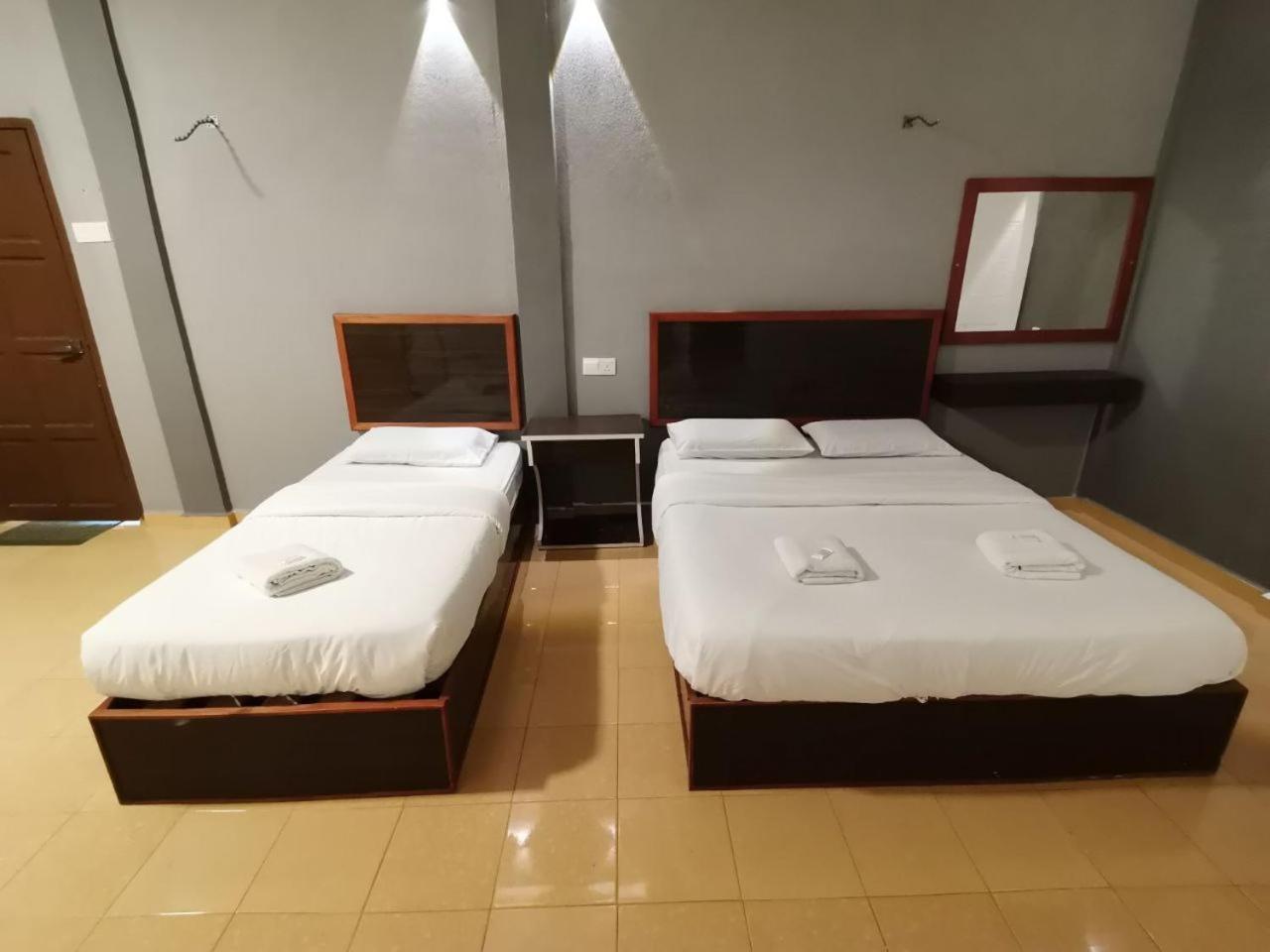 Matahari Long Beach Perhentian-Inseln Exterior foto
